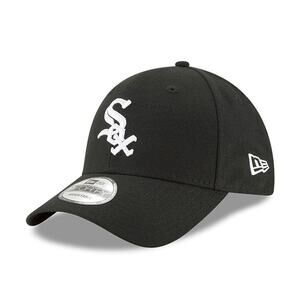 New Era Chicago White Sox 9Forty Adjustable Baseball Cap Black White Logo New